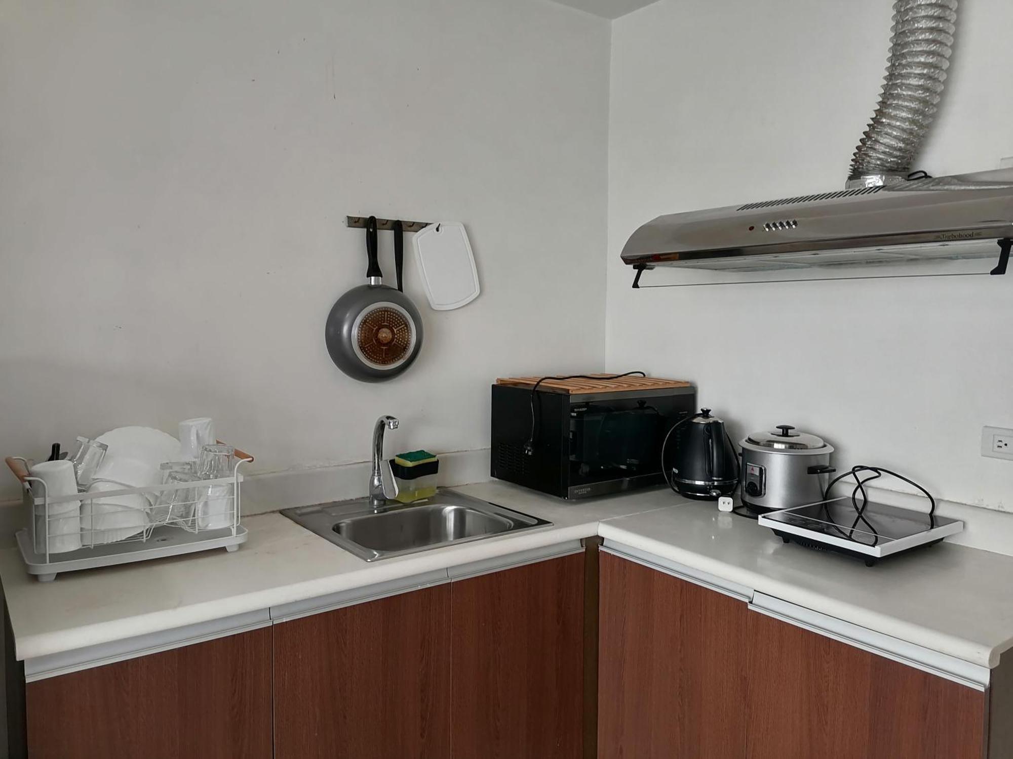 Apartment Roxas Blvd Stunning Near Us Embassy *